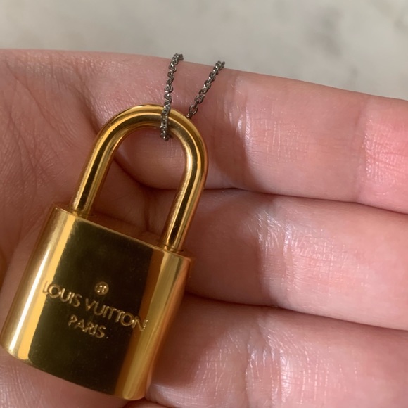 ✨SOLD✨Authentic Louis Vuitton Lock - Picture 2 of 2